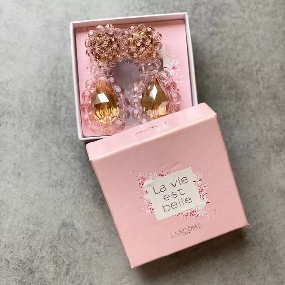 Zara crystal earrings - Picture 2 of 7